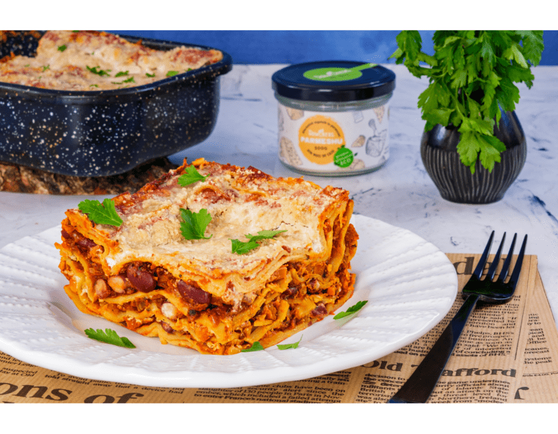 Lasagna vegana cu fasole rosie