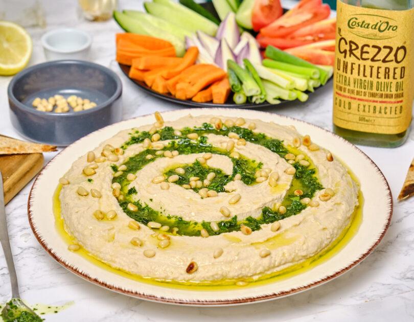 Hummus cu fasole și salsa verde